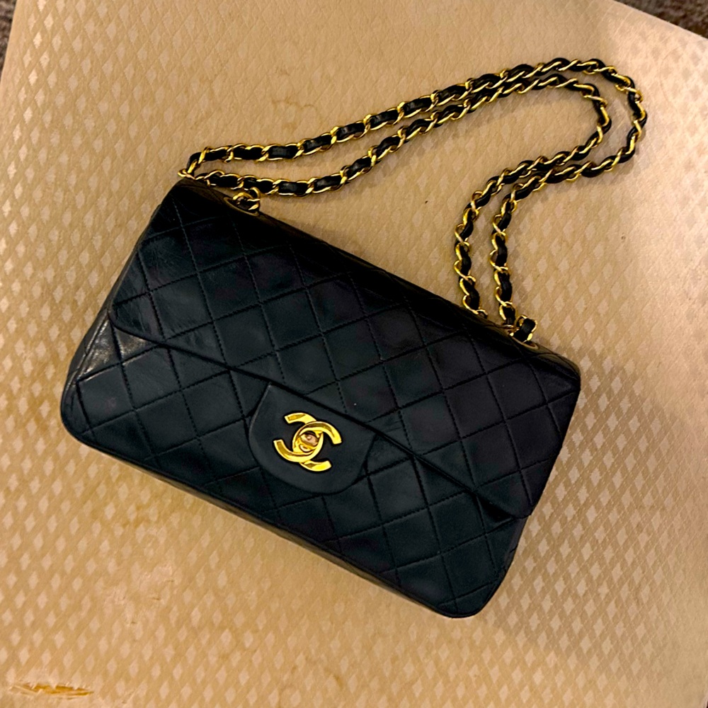 Iconic Chanel Double flap medium masterpiece - original hardware ✨ 1989